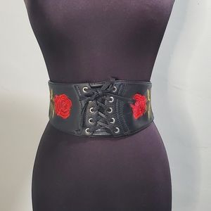 Embroidery rose belt